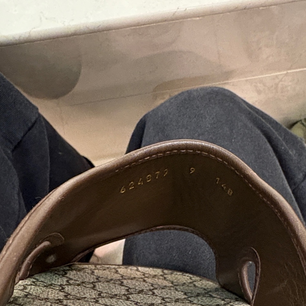 Gucci slide sandals coated canvas - great condition! - Picture 5 of 5